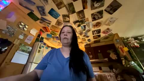 shorty920505 online show from 09/10/25, 08:53