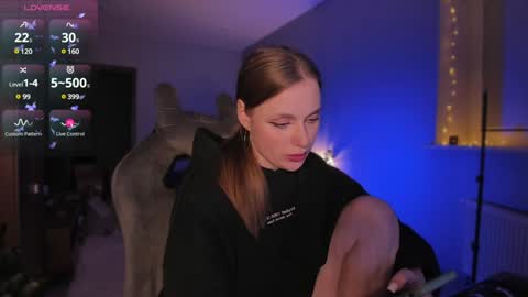 Snapshot of shorty_di chatting on 12/10/24, 05:28 Diana online show from 12/10/24, 05:28