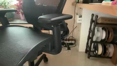 showflyer06 online show from 12/02/25, 07:53