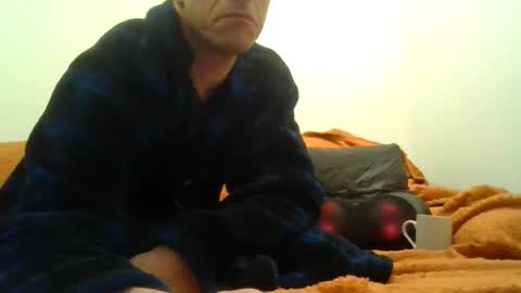 showherenow online show from 04/05/26, 06:10