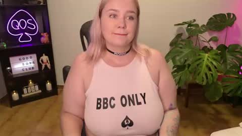 Mimi   online show from 07/19/26, 04:11