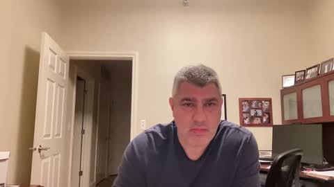 Snapshot of showmet chatting on 02/16/25, 12:41 Chicago Guy online show from 02/16/25, 12:41