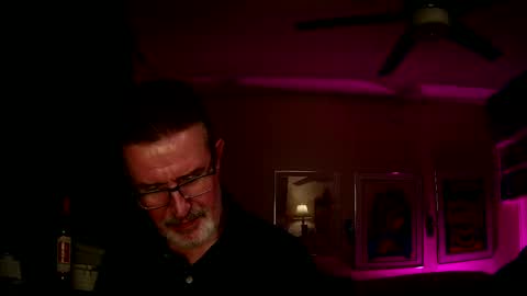 shrewtamer online show from 09/24/25, 04:38