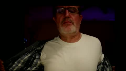 shrewtamer online show from 12/01/25, 12:37