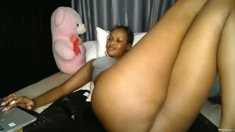 EVA online show from 02/08/25, 06:01