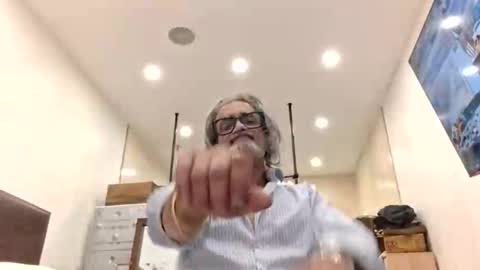 shuim66 online show from 01/18/26, 08:29