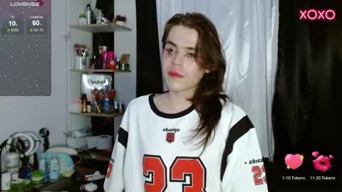 Snapshot of shun_sun chatting on 12/05/24, 03:48 Shun White online show from 12/05/24, 03:48