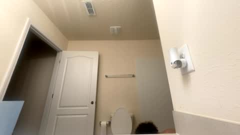 shurthingxx online show from 02/17/25, 08:19