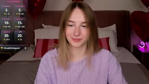 Snapshot of shy__polly chatting on 02/21/26, 12:11 Polly online show from 02/21/26, 12:11