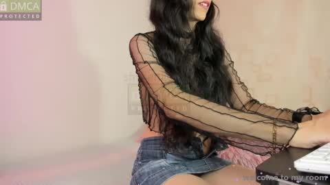 Angel  online show from 11/04/25, 04:17