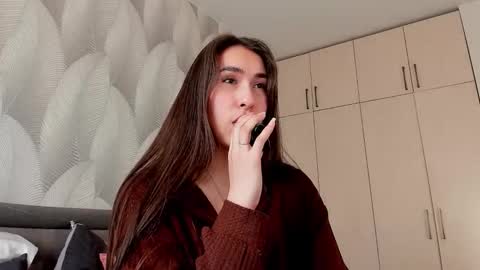 Mika online show from 02/16/26, 03:24