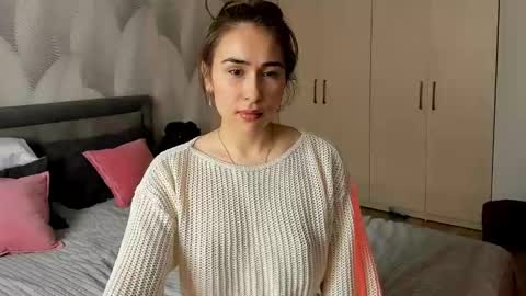 Mika online show from 03/06/26, 04:53