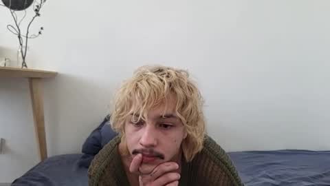 your shy boy online show from 02/12/26, 10:10