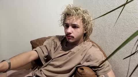 your shy boy online show from 02/16/26, 02:57