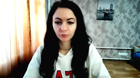 shy_cat_candy online show from 10/24/25, 11:17