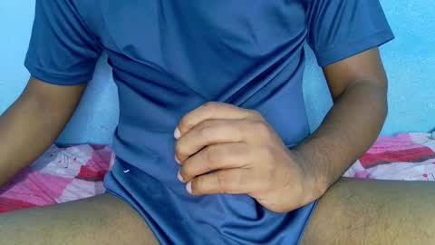 Snapshot of shy_eyes_ chatting on 12/02/24, 04:20 shyeyes online show from 12/02/24, 04:20