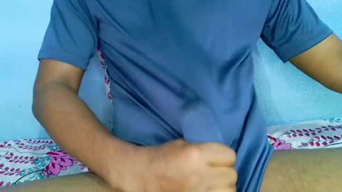 Snapshot of shy_eyes_ chatting on 12/23/24, 02:56 shyeyes online show from 12/23/24, 02:56