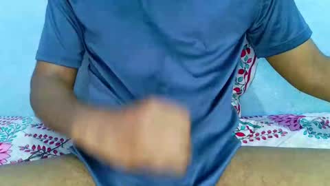 Snapshot of shy_eyes_ chatting on 02/22/25, 08:07 shyeyes online show from 02/22/25, 08:07