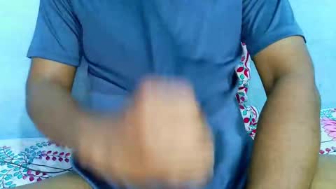 Snapshot of shy_eyes_ chatting on 03/03/25, 03:08 shyeyes online show from 03/03/25, 03:08