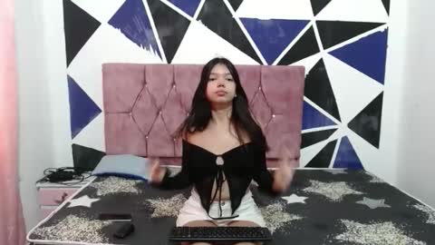 luna online show from 11/05/25, 02:28