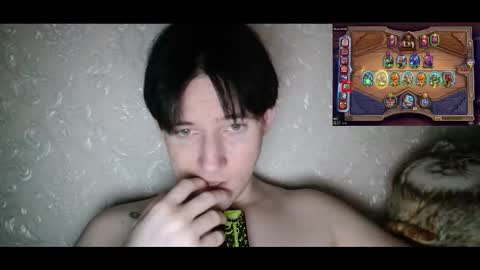 Snapshot of shy_matthew chatting on 10/21/25, 01:17 Matthew online show from 10/21/25, 01:17