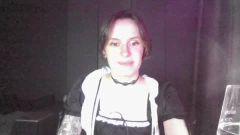 shy_miracle online show from 04/01/26, 11:11