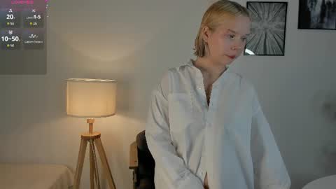 Snapshot of shy_nikka_4you chatting on 07/02/26, 01:49 Nika online show from 07/02/26, 01:49