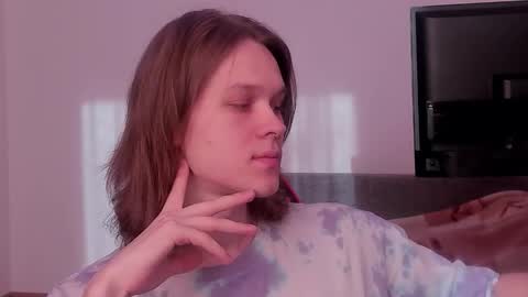 Snapshot of shy_nny chatting on 09/09/25, 05:07 Mark online show from 09/09/25, 05:07