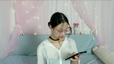 Snapshot of shy_pink_doll chatting on 07/31/26, 03:44 shy_pink_doll online show from 07/31/26, 03:44