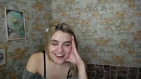 shy_sabrina_ online show from 01/05/25, 02:08