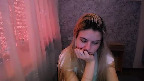 shy_sabrina_ online show from 02/18/25, 10:38