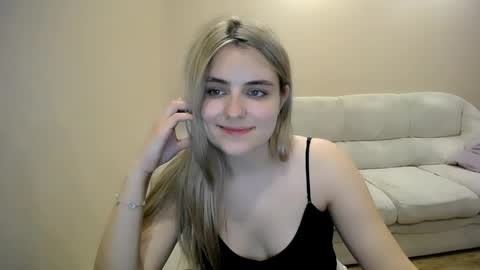 shy_sabrina_ online show from 04/02/26, 08:39