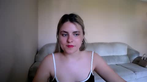 Snapshot of shy_sabrina_ chatting on 06/10/26, 02:49 shy_sabrina_ online show from 06/10/26, 02:49