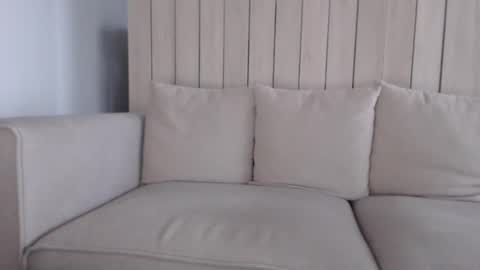 Snapshot of shy_schoolgirl_ chatting on 02/02/25, 02:13 shy_schoolgirl_ online show from 02/02/25, 02:13