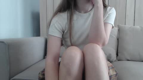 Snapshot of shy_schoolgirl_ chatting on 02/08/25, 09:03 shy_schoolgirl_ online show from 02/08/25, 09:03