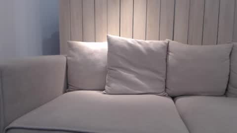 Snapshot of shy_schoolgirl_ chatting on 02/20/25, 04:36 shy_schoolgirl_ online show from 02/20/25, 04:36