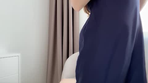 shy_schoolgirl_ online show from 02/28/26, 11:22