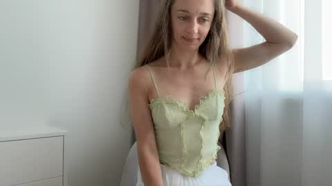 Snapshot of shy_schoolgirl_ chatting on 06/30/26, 09:32 shy_schoolgirl_ online show from 06/30/26, 09:32