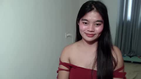 Snapshot of shy_thea chatting on 11/23/25, 03:39 shy_thea online show from 11/23/25, 03:39