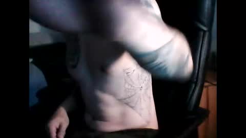 shyboyhugecum2020 online show from 12/11/24, 04:18