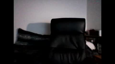 shyboyhugecum2020 online show from 01/01/25, 06:26