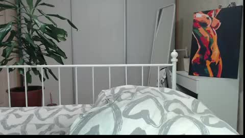 Eva online show from 05/08/26, 04:12