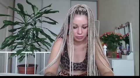 Snapshot of shyevaa chatting on 07/22/26, 04:59 Eva online show from 07/22/26, 04:59