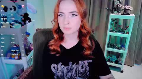 Effie online show from 04/25/26, 06:49