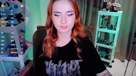 Snapshot of shyfoxxxy chatting on 05/16/26, 11:42 Effie online show from 05/16/26, 11:42