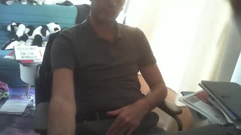 shyfrenchcock online show from 10/17/25, 01:03