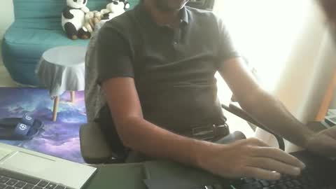 shyfrenchcock online show from 06/05/26, 07:47