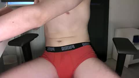 shyguy_2005 online show from 05/11/26, 04:59