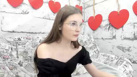 shyly_lisa online show from 10/18/25, 01:41