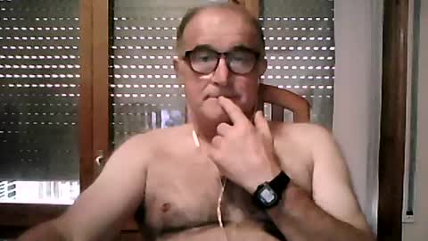 Snapshot of shymmy10 chatting on 07/05/26, 04:19 shymmy10 online show from 07/05/26, 04:19